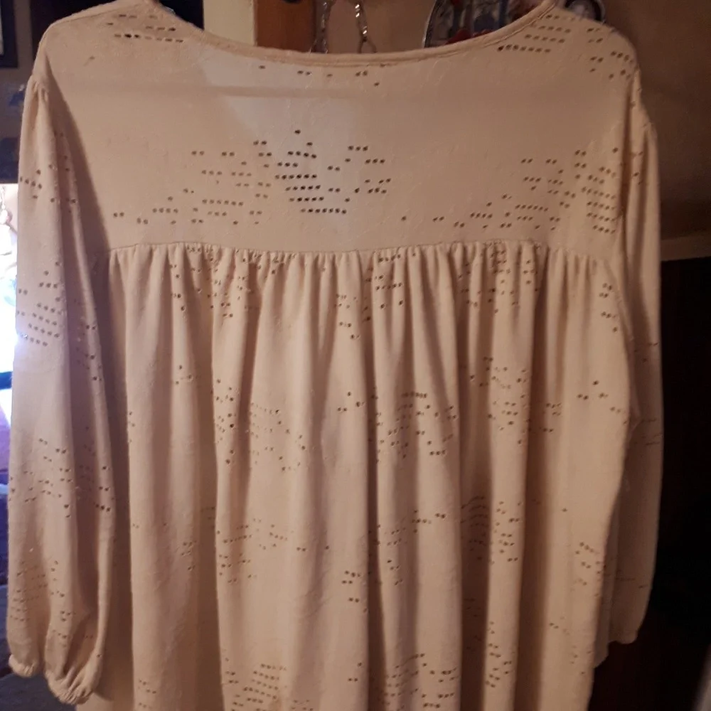 Blouse - Picture 6 of 8